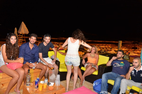 Clubbing Night at Edde Sands